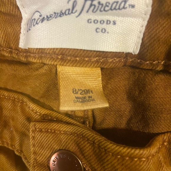 Universal Thread Shorts - Picture 3 of 3